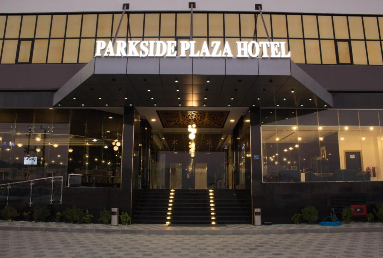 Parkside Plaza Muscat Hotel Buitenkant foto